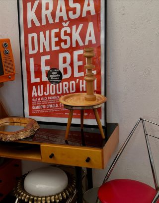 Jak dělá @sberatelka_veci ty své triky v Obchodě věcmi: 1. Začne v malém - zaměří se na zadní kout, který měla chuť...